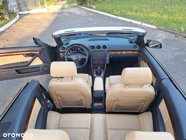 Audi A4 Cabriolet 1.8T - 27