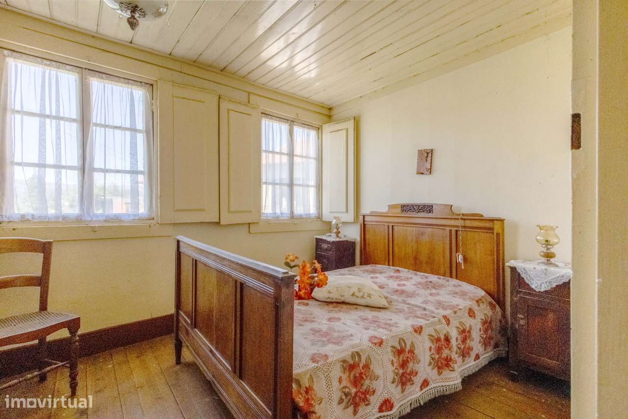 Casa para reabilitar em Arco de Baúlhe – Oportunidade única-15