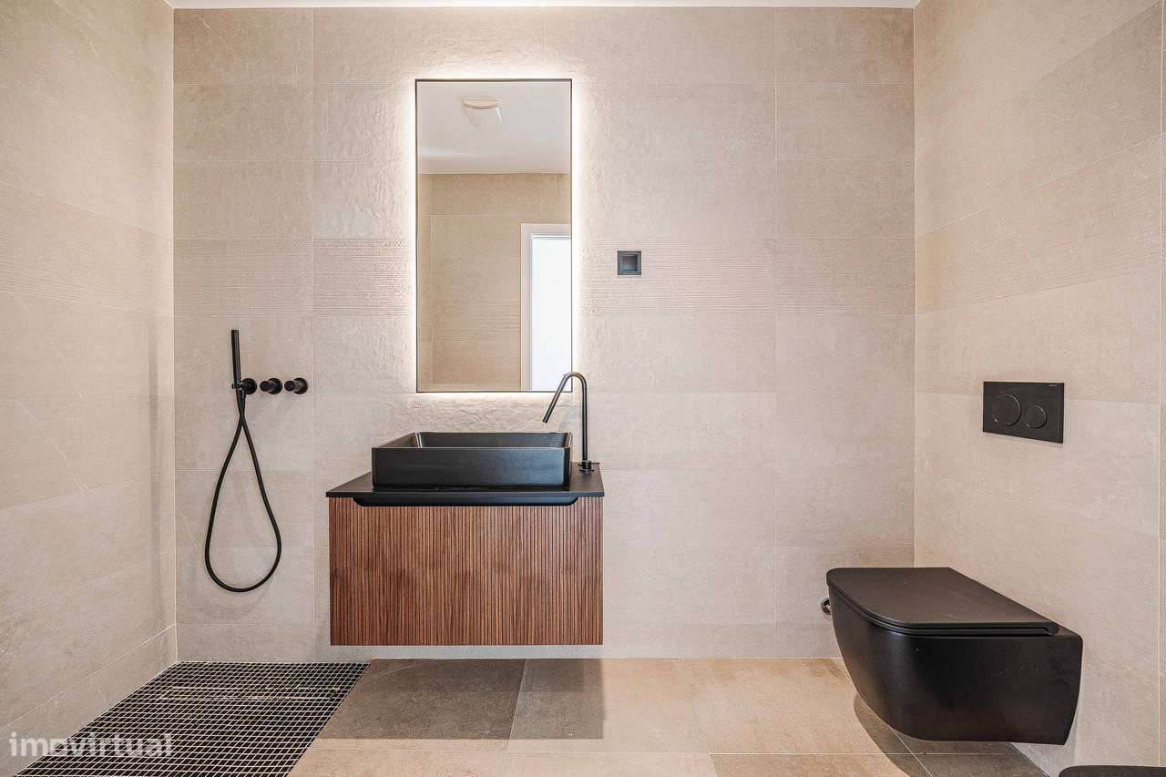 Elegante moradia T4 de arquitetura contemporânea em Albarraque-44