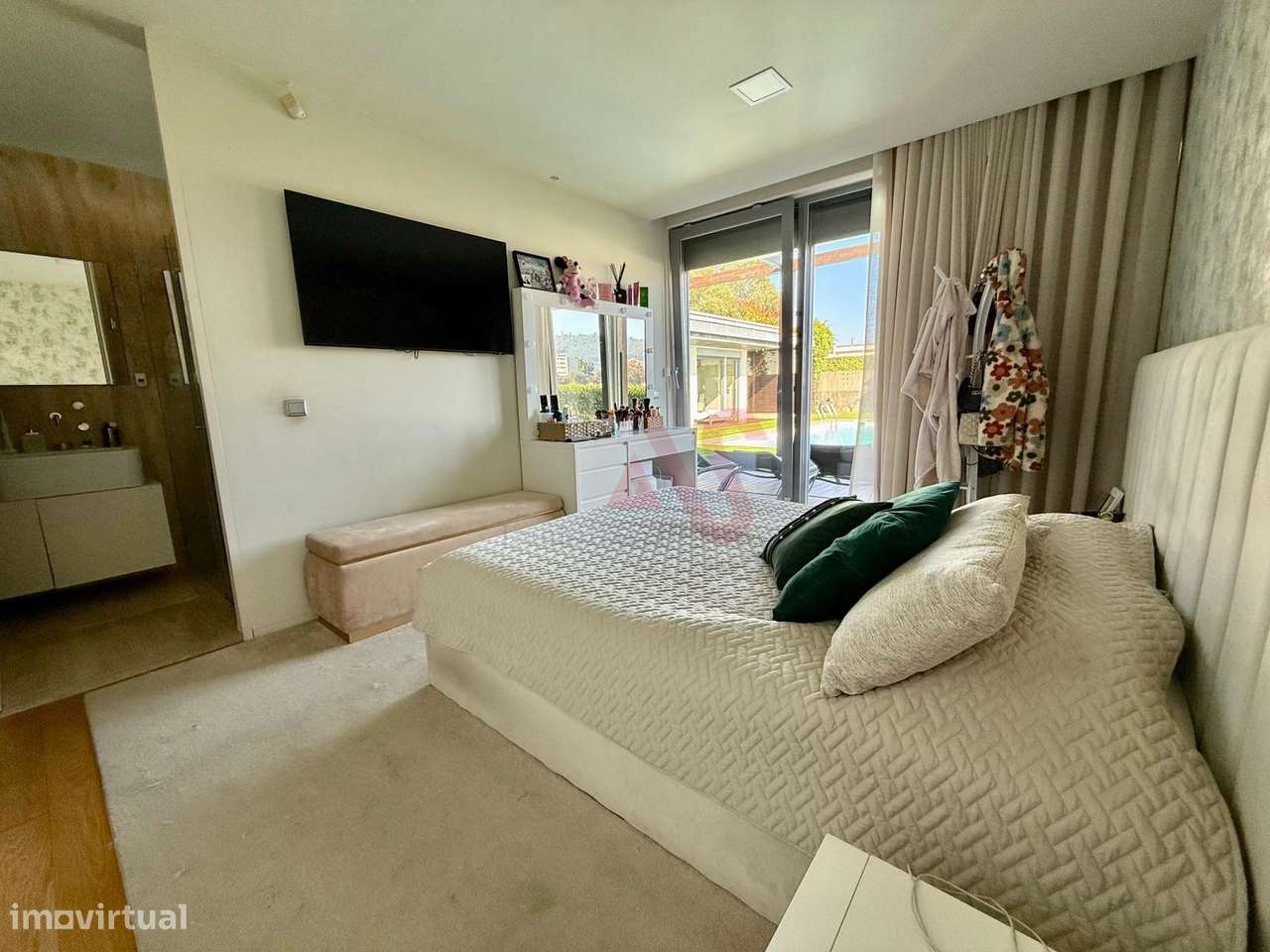 Espetacular Moradia Térrea T4 Em Azurém, Guimarães-18