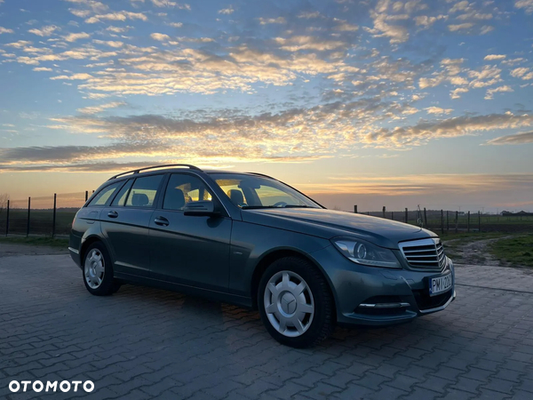 Mercedes-Benz Klasa C 200 T CDI DPF (BlueEFFICIENCY) - 3