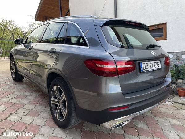 Mercedes-Benz GLC 220 d 4Matic 9G-TRONIC - 13