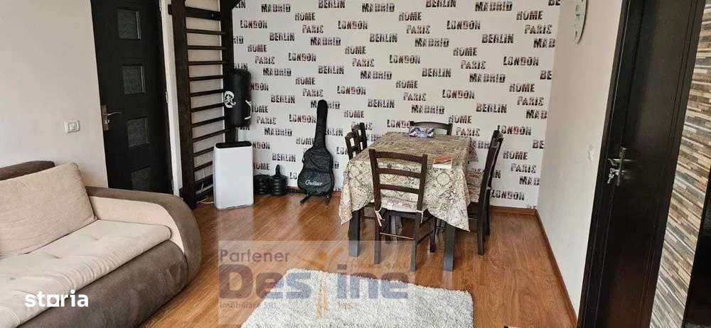 Apartament 3 camere-Semidecomandat-fara risc-Podu Ros - Imagine principală: 2/8