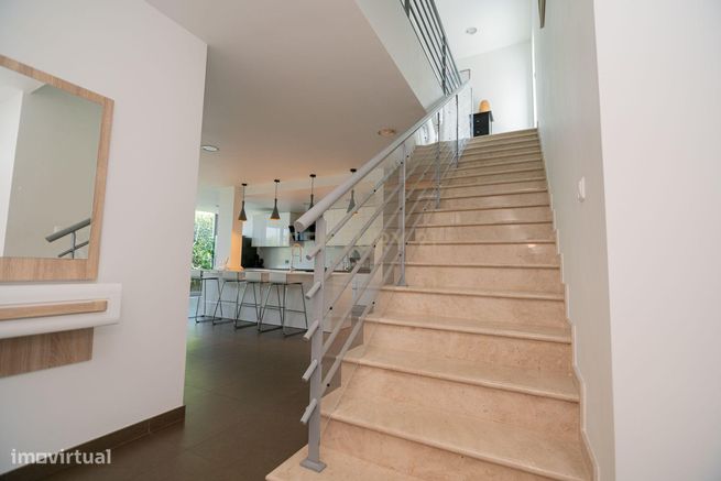 NAO PERCA ESTA GRANDE OPORTUNIDADE! FABULOSA MORADIA MODERNA DE LUXO V-6