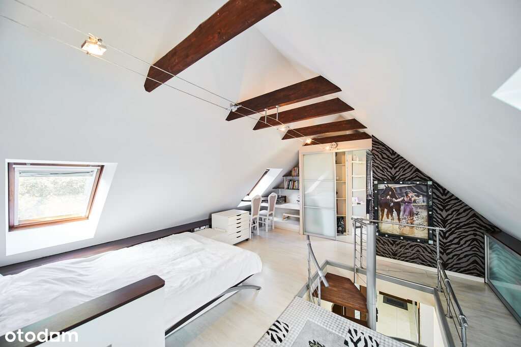 Wyjątkowe mieszkanie dwupoziomowe w niskiej cenie-15