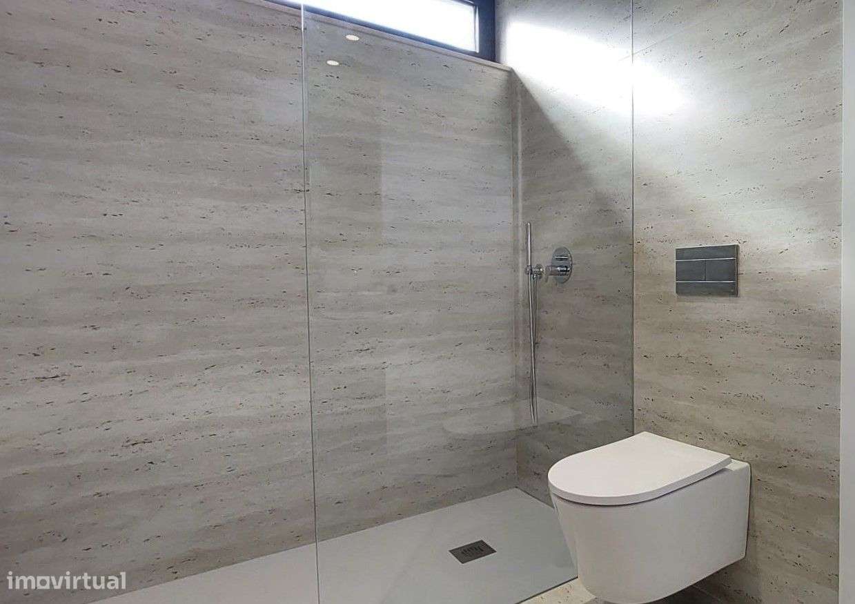 Moradias de excelência T3 + Escritório-12