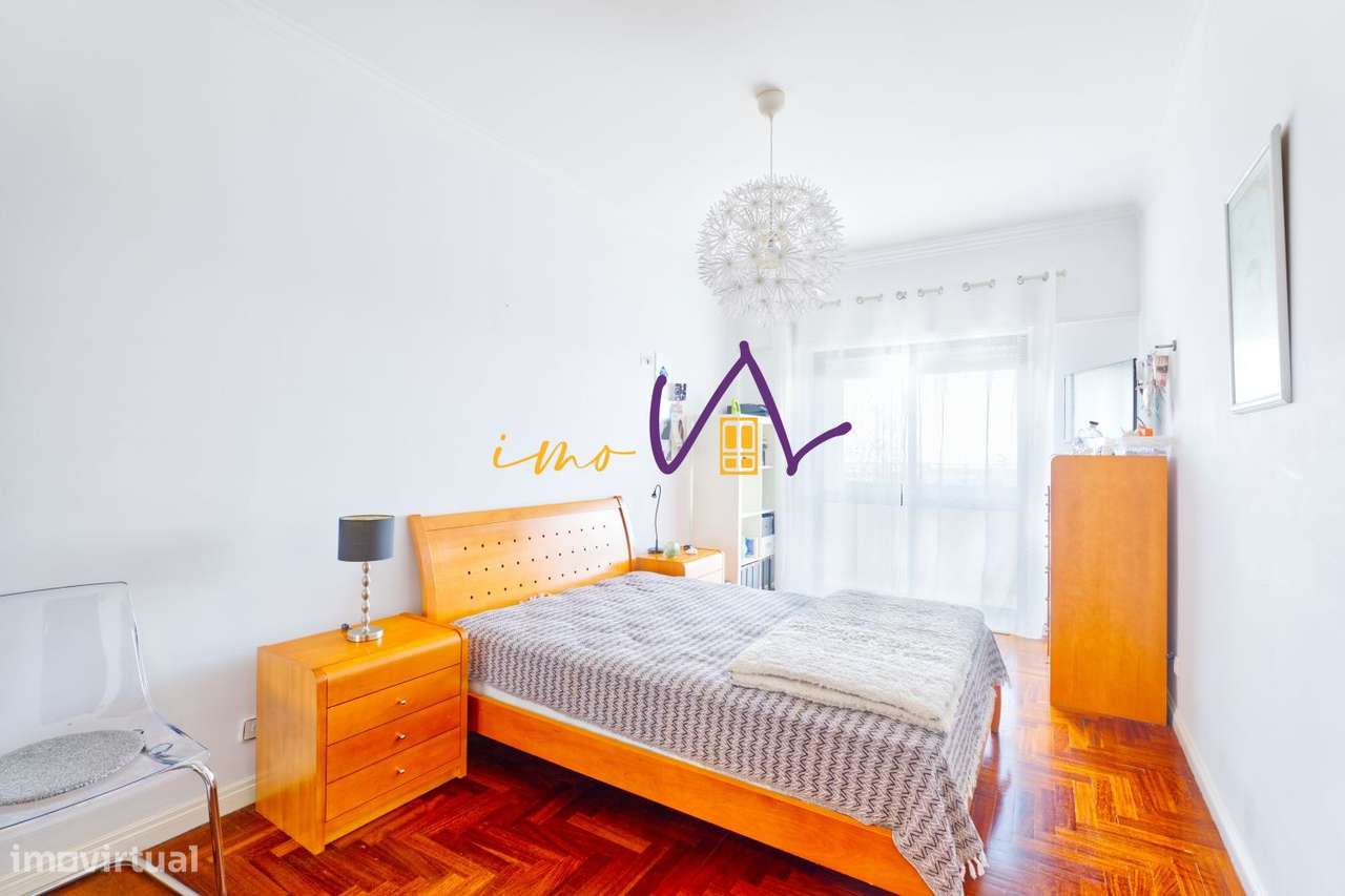 Apartamento T3 com excelentes áreas e uma vista deslumbrante sobre o-14