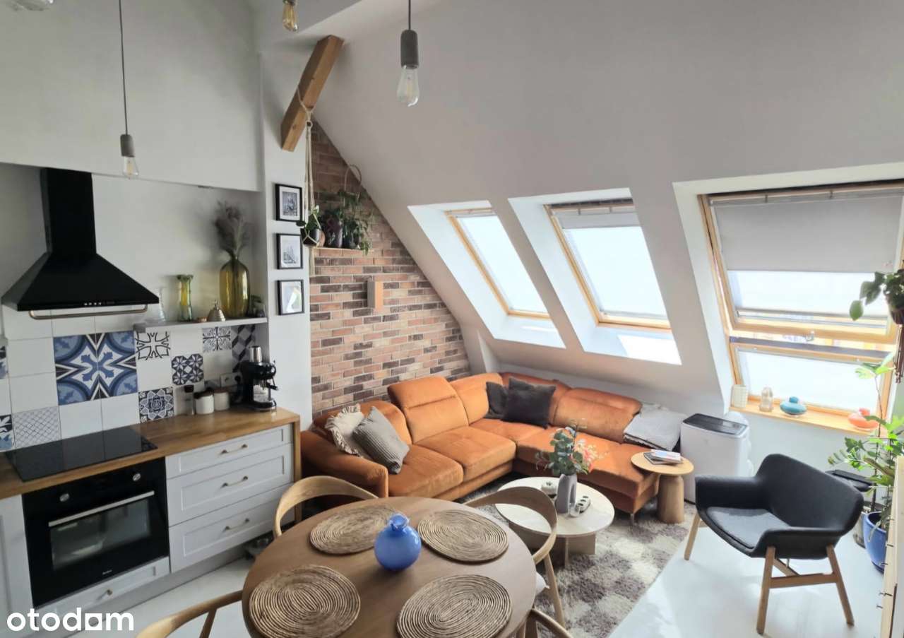 Klimatyczne   mieszkanie 3 pokoje z antresolą w Centrum-10