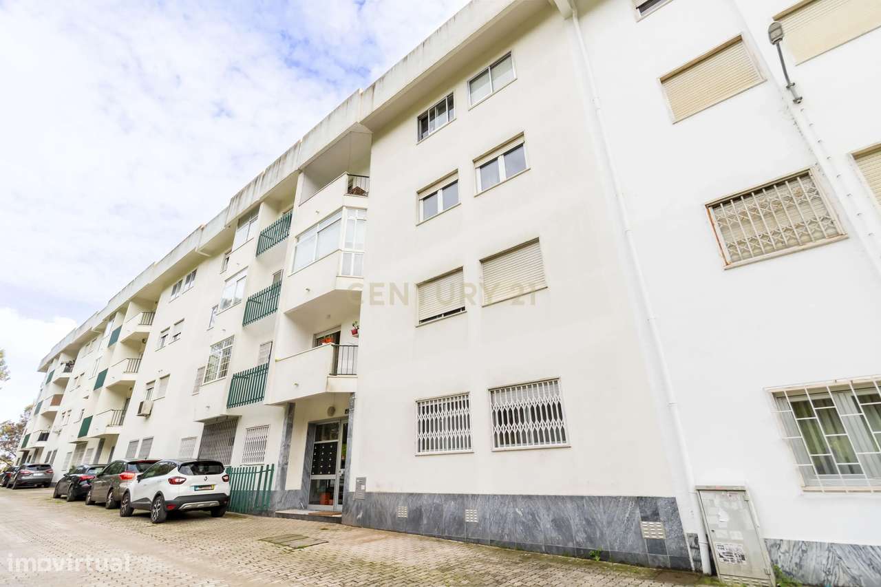 Apartamento T2 Remodelado em Queluz - Grande imagem: 2/21