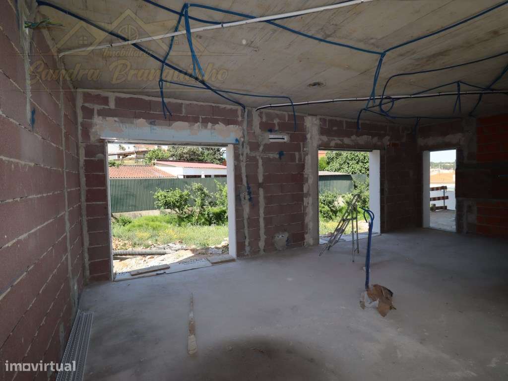 Moradia T3 NOVA estilo CONTEMPORÂNEO-40
