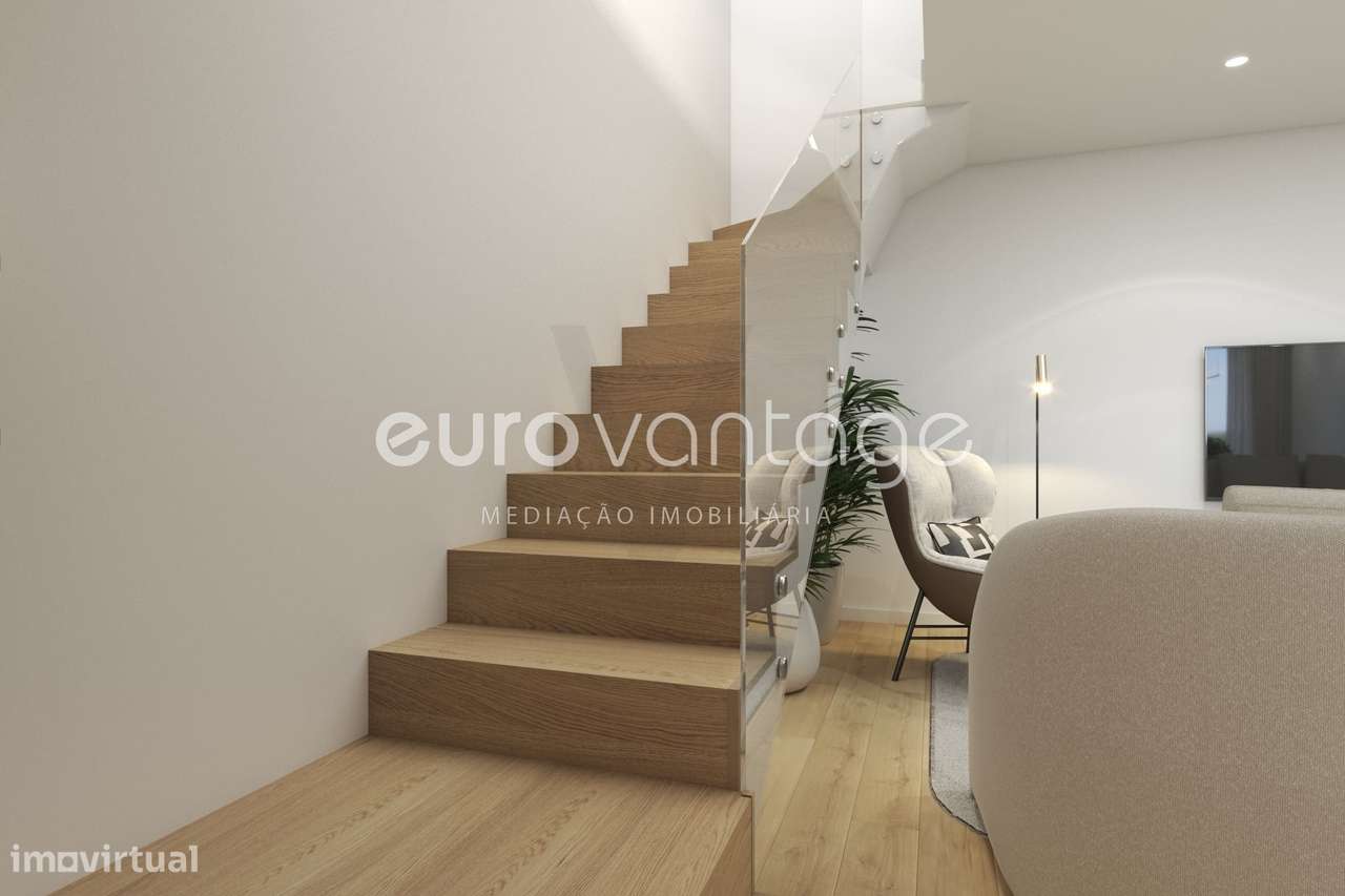 T1+2 no Último Piso com Terraço em Parceiros, Leiria-13