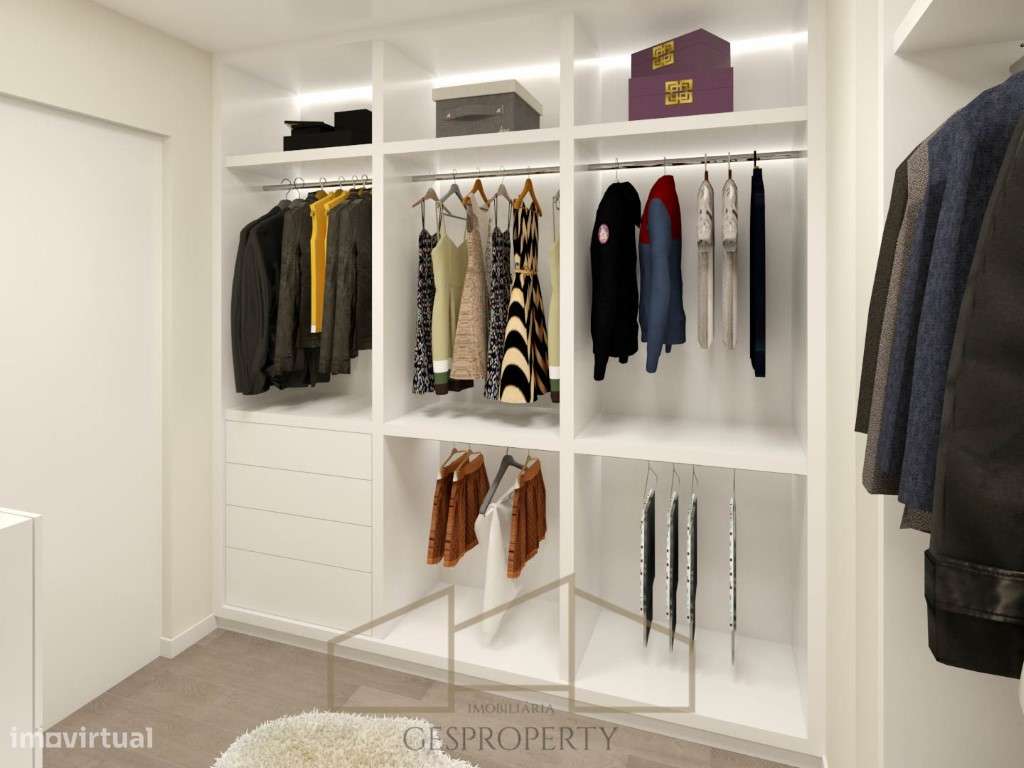 Moradia T4 em Fernão Ferro-27