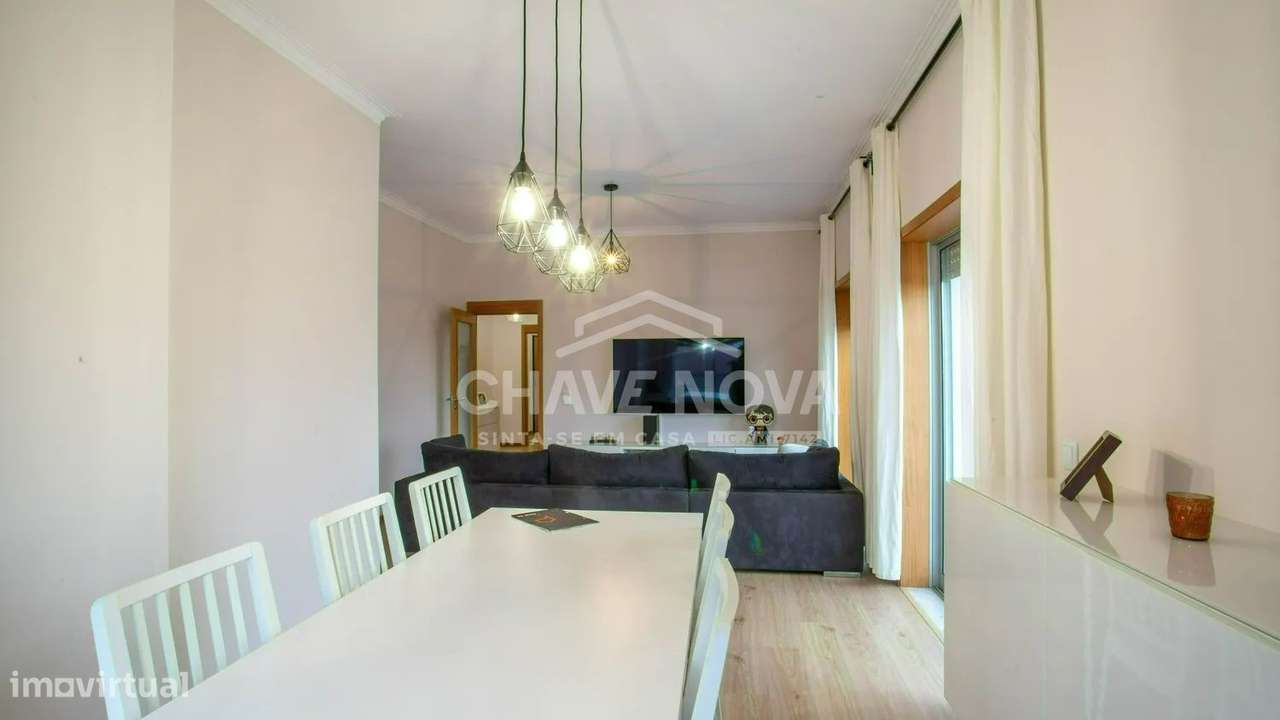 Excelente T2 como novo localizado em Oliveira do Douro-5