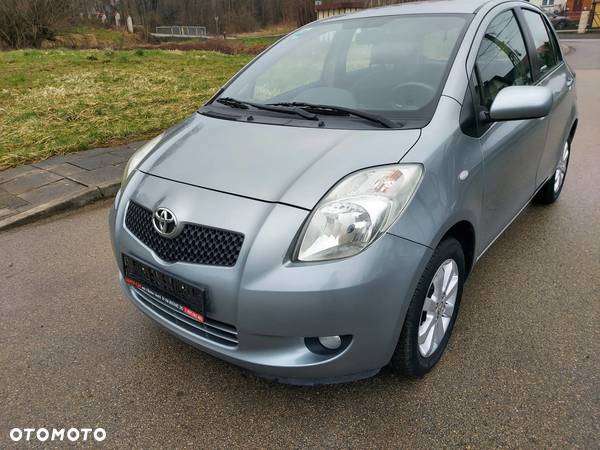 Toyota Yaris 1.3 VVT-i Team - 14