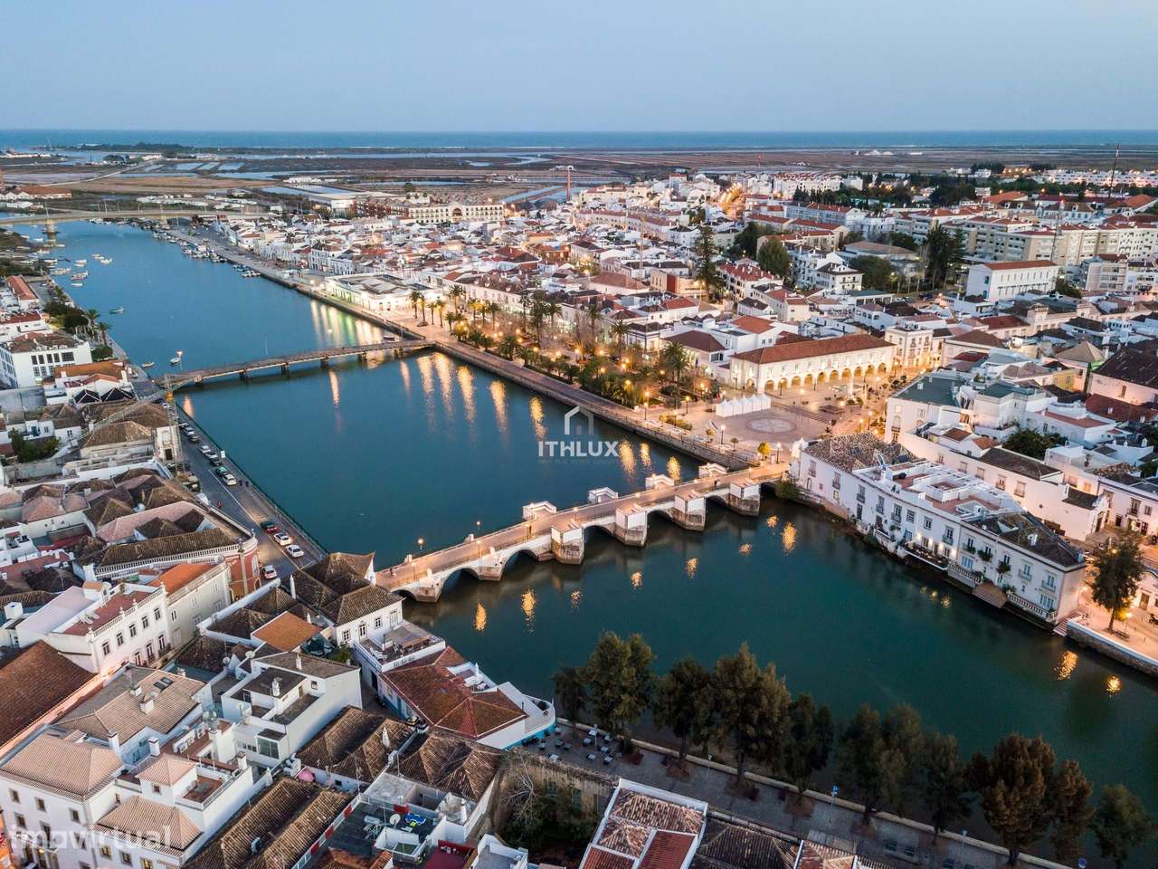 Excepcional Moradia Contemporânea 3+2, em Tavira-15