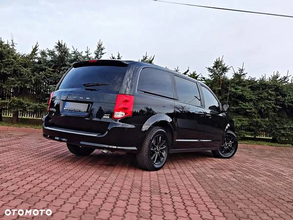 Dodge Grand Caravan 3.3 SE - 6