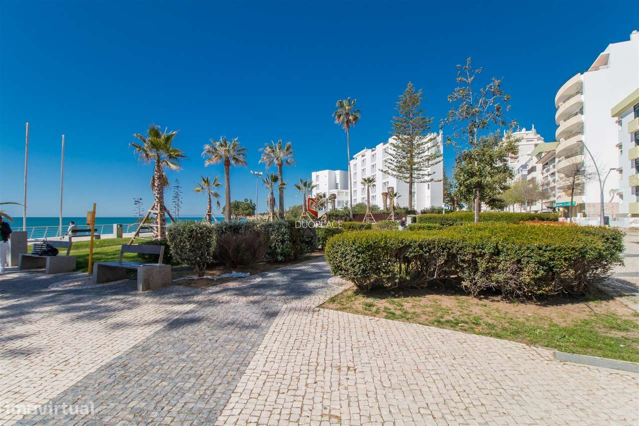 Apartamento T2 Venda em Armação de Pêra,Silves-30