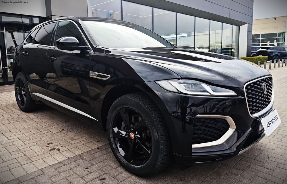 Jaguar F-Pace 2.0 Benzyna 250 KM — zdjęcie 1