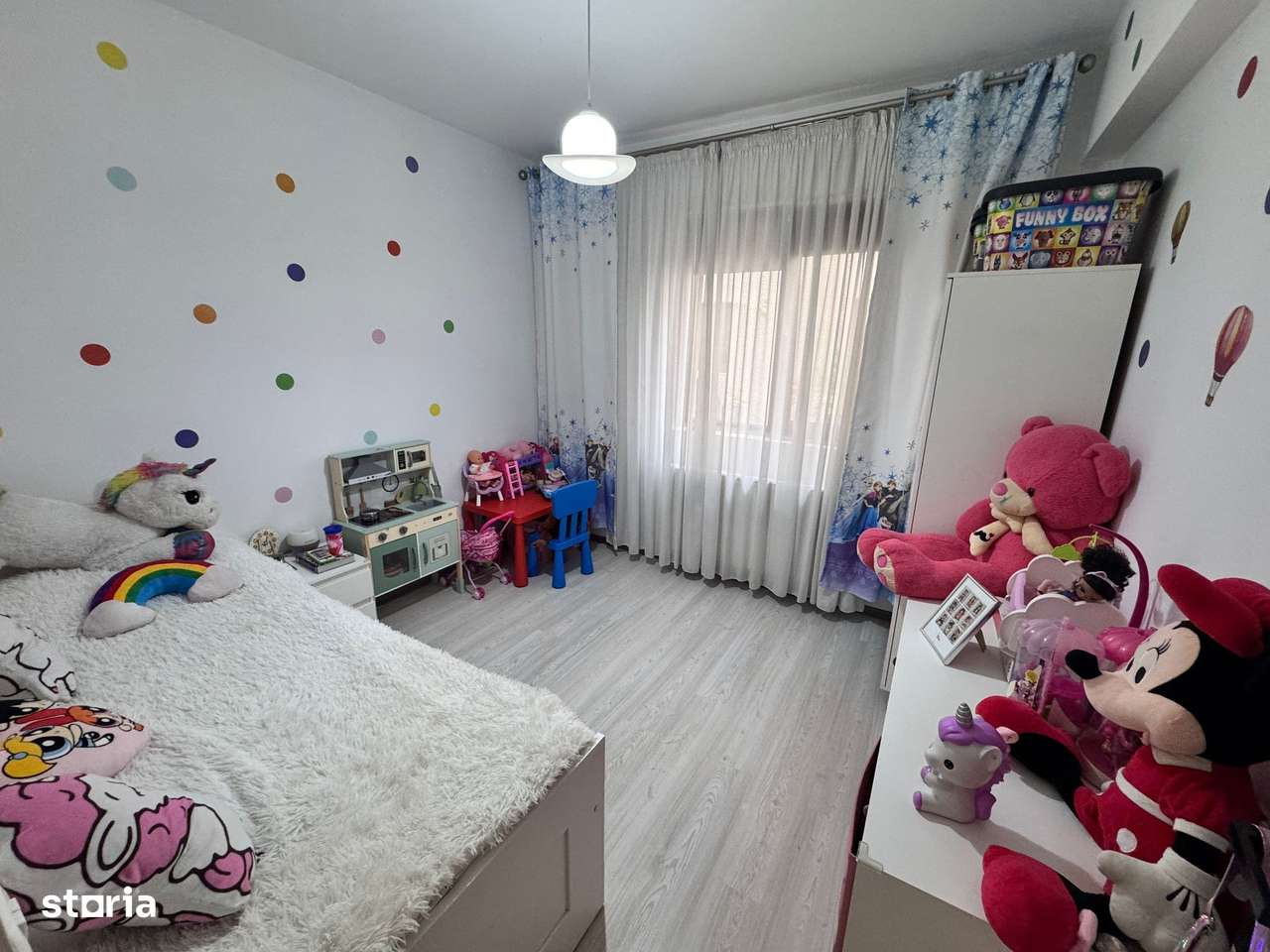 AP. 3 CAMERE - CURTE 54MP, PARCARE INCLUSA, MOBILAT MODERN,COMISION 0%-9