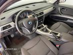 BMW Seria 3 318d Aut. Sport Line - 9