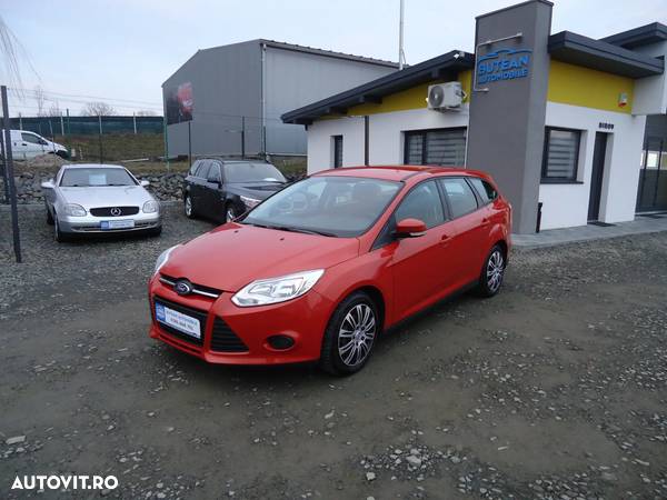 Ford Focus 1.0 EcoBoost Start-Stopp-System Ambiente - 1