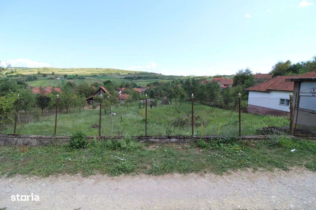 Vând teren intravilan 611mp în Boș, la 7km de Hunedoara, f.s. 33m - Imagine principală: 1/6