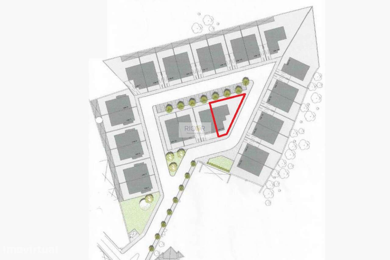 Terreno de 303m2 com viabilidade de construção de moradia T4 de 3 fren - Grande imagem: 4/8