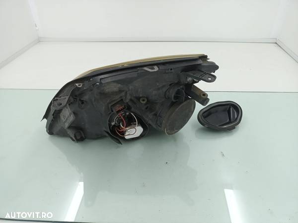 Far dreapta Opel VECTRA C 1.8 i   Z18XE 2002-2008 - 2