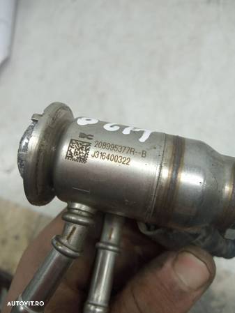 Injector adblue 1.5 dci k9k872 208995377r Renault Megane 4 - 2