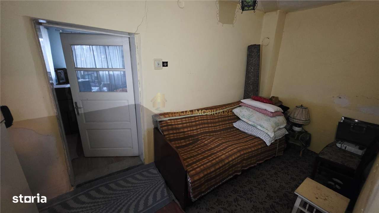 CASA 2 CAMERE 68 MP TEREN 701 MP  APAHIDA-9