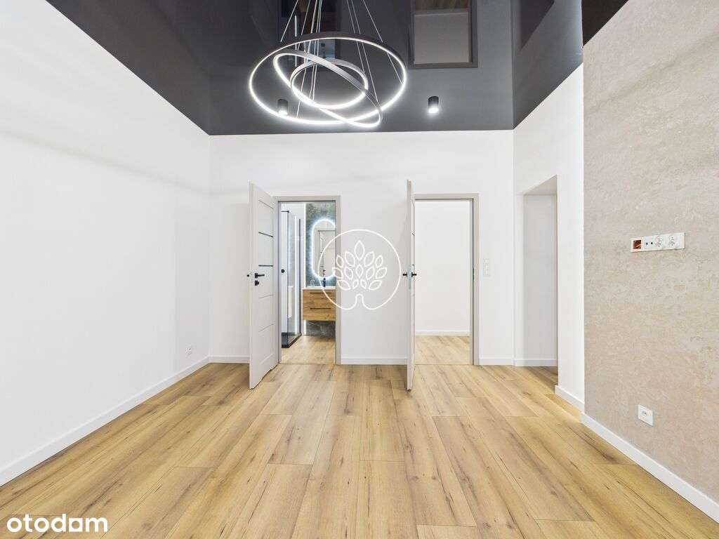 M3 z ogródkiem, dwoma garderobami i parkingiem-0