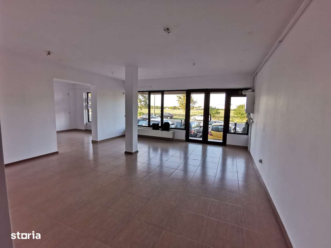 Chitila vis-a-vis Colosseum Mall Carrefour si Leroy Merlin - Imagine principală: 4/10