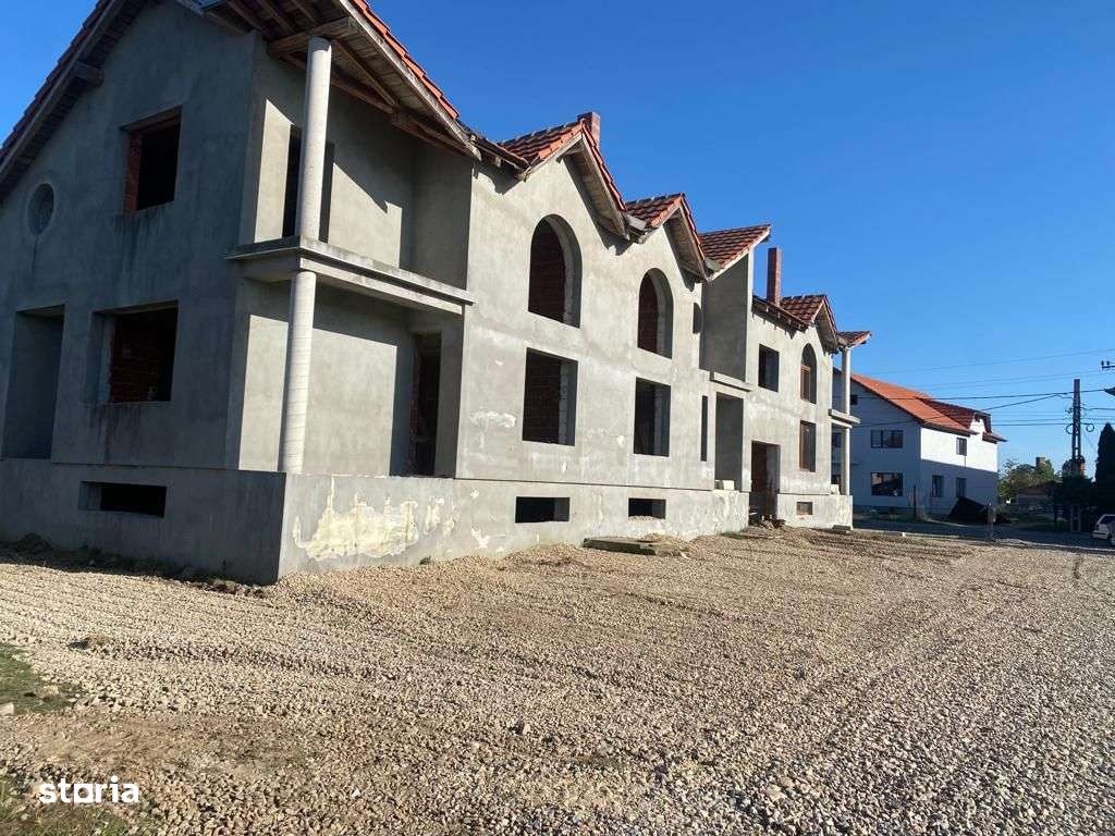 Casa tip triplex in Beius - Imagine principală: 2/11