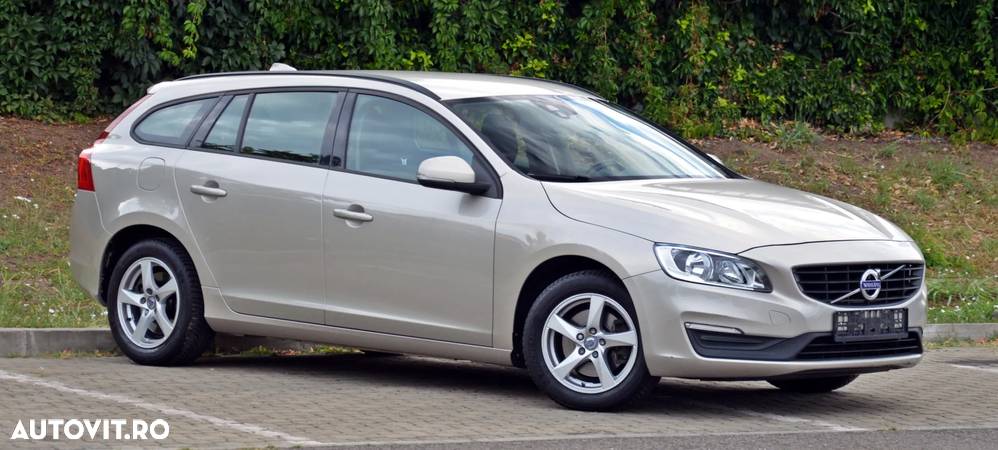 Volvo V60 D2 Geartronic Kinetic - 9