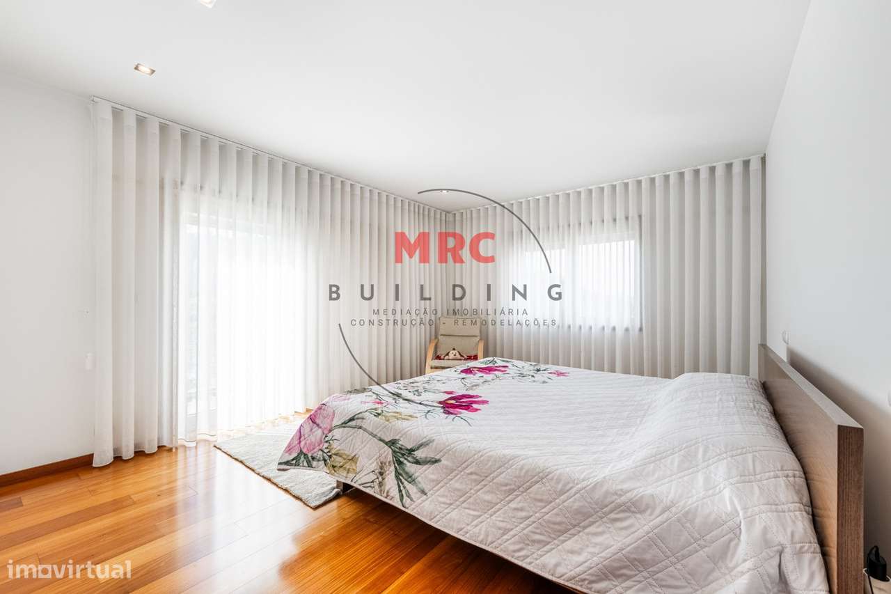 Moradia de Charme Térrea  V3 + V1-22