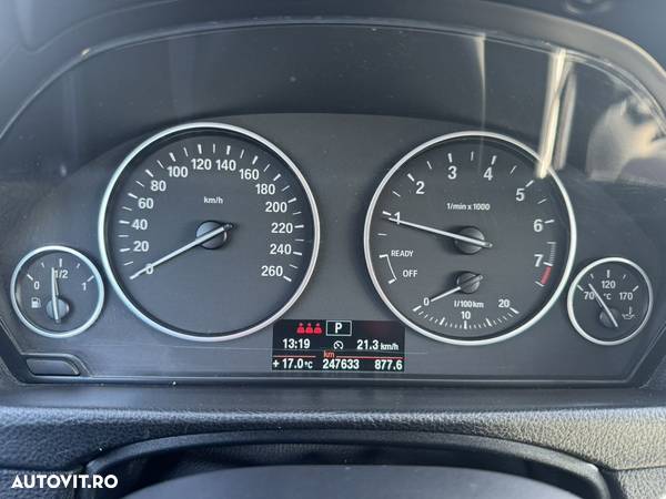 BMW Seria 3 328i Touring Sport-Aut. - 13