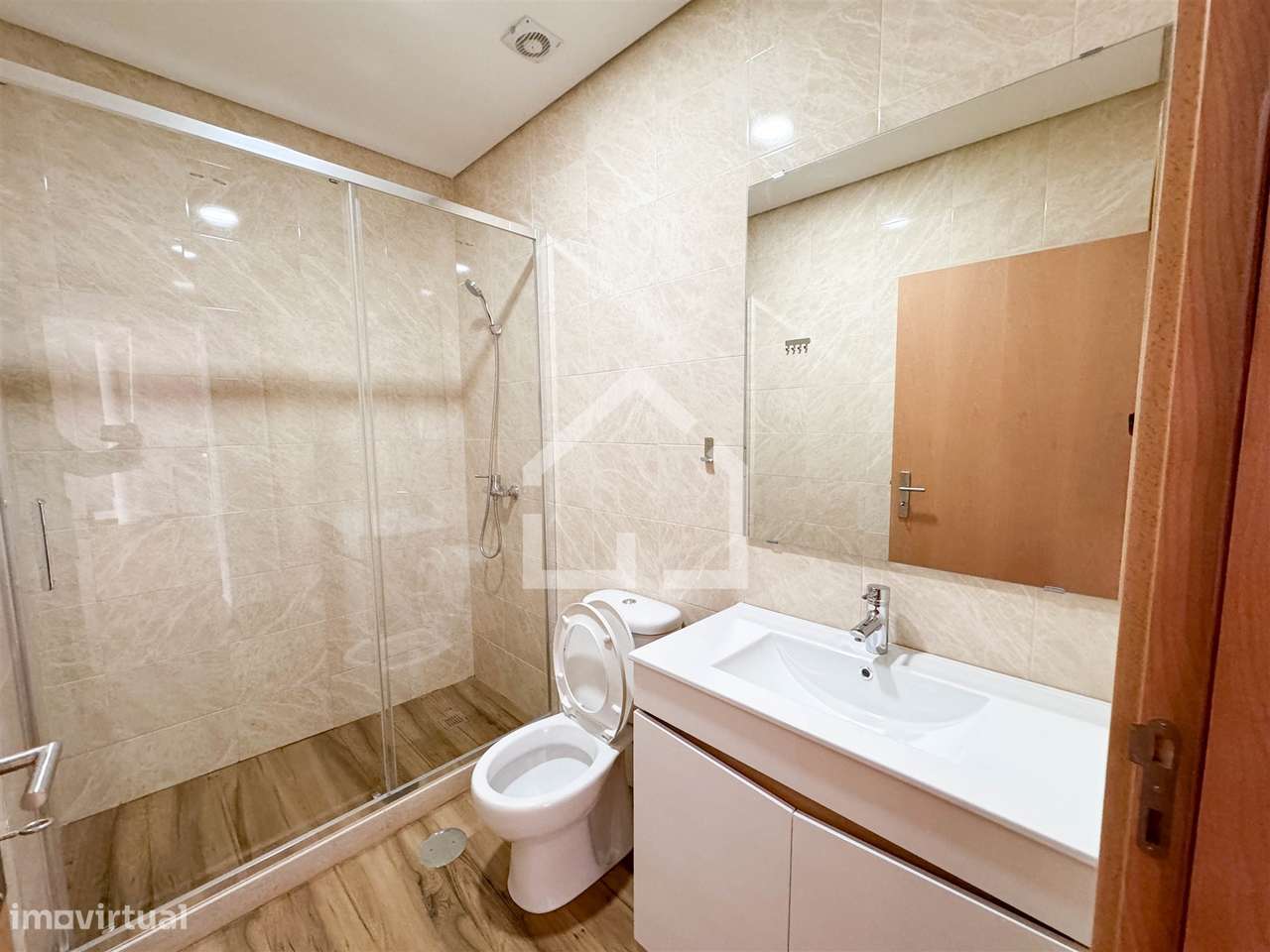 Moradia T3 Arrendamento em Santa Maria de Lamas,Santa Maria da Feira - Grande imagem: 4/13