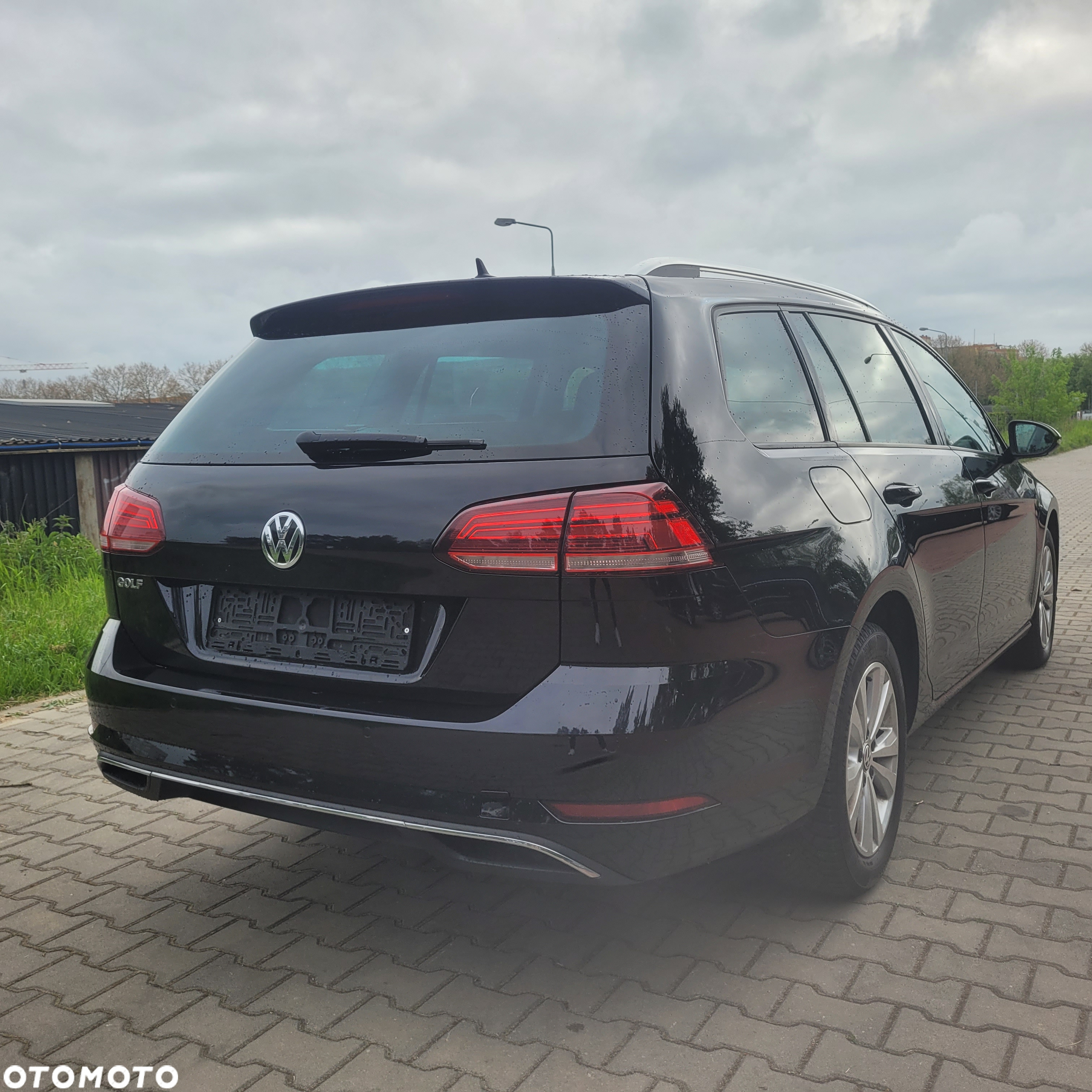 Volkswagen Golf 1.6 TDI (BlueMotion Technology) DSG Comfortline - 11