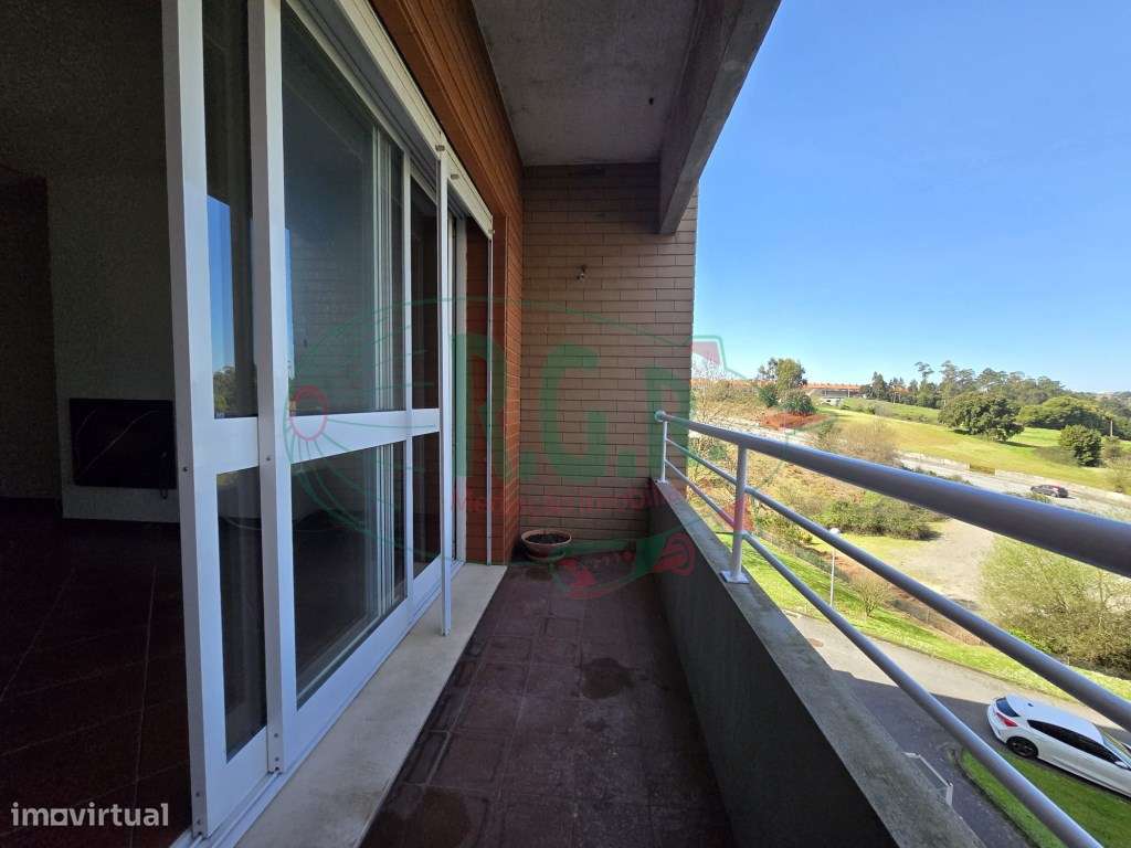 T2 C/ Lg Garagem e Arrúmos - Próximo Metyis - Grande imagem: 4/23