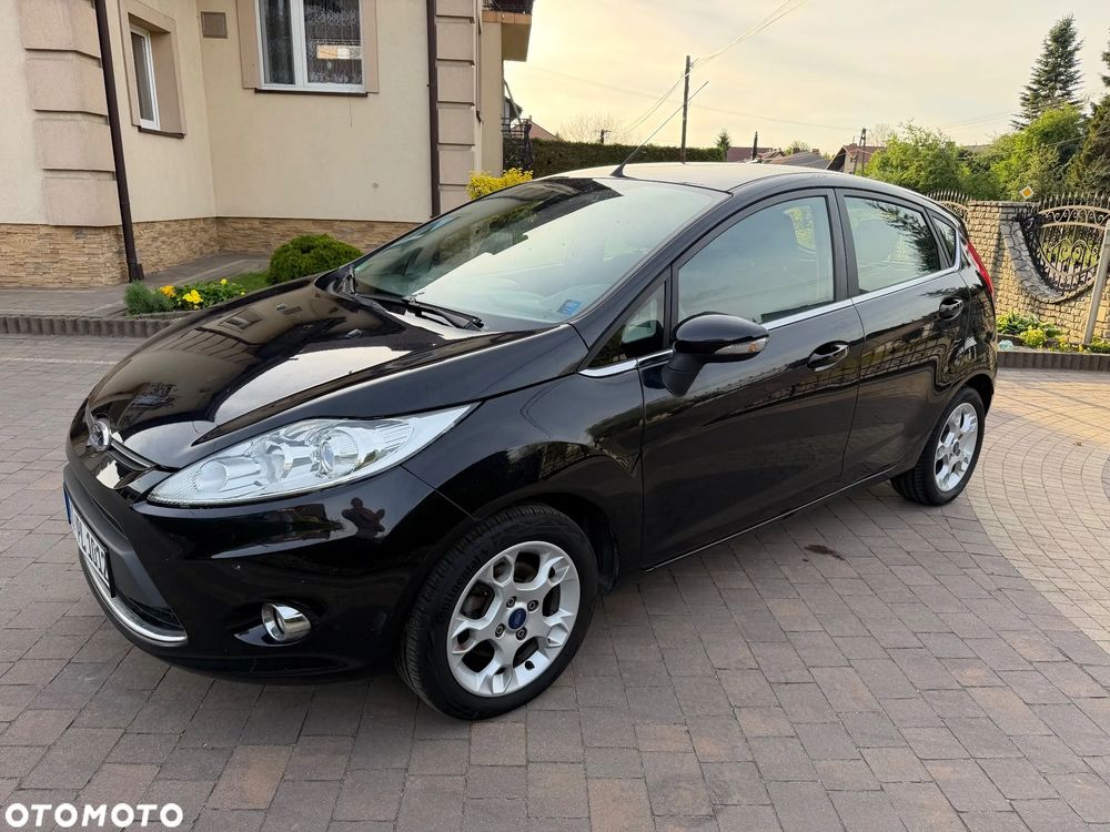 Ford Fiesta Mk7 (2008-) 1.25 Titanium 2011