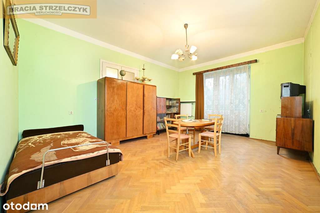 Przedwojenne mieszkanie 3,3 m wysokości-2