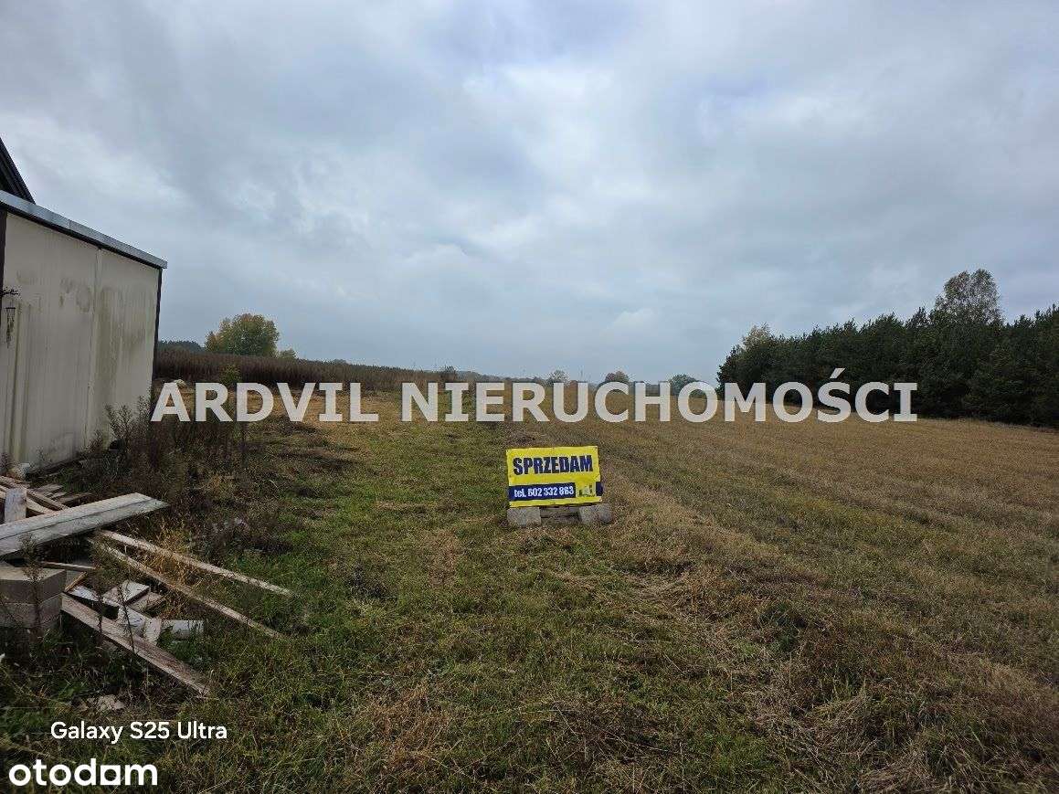 Ładna, kształtna działka z warunkami-8