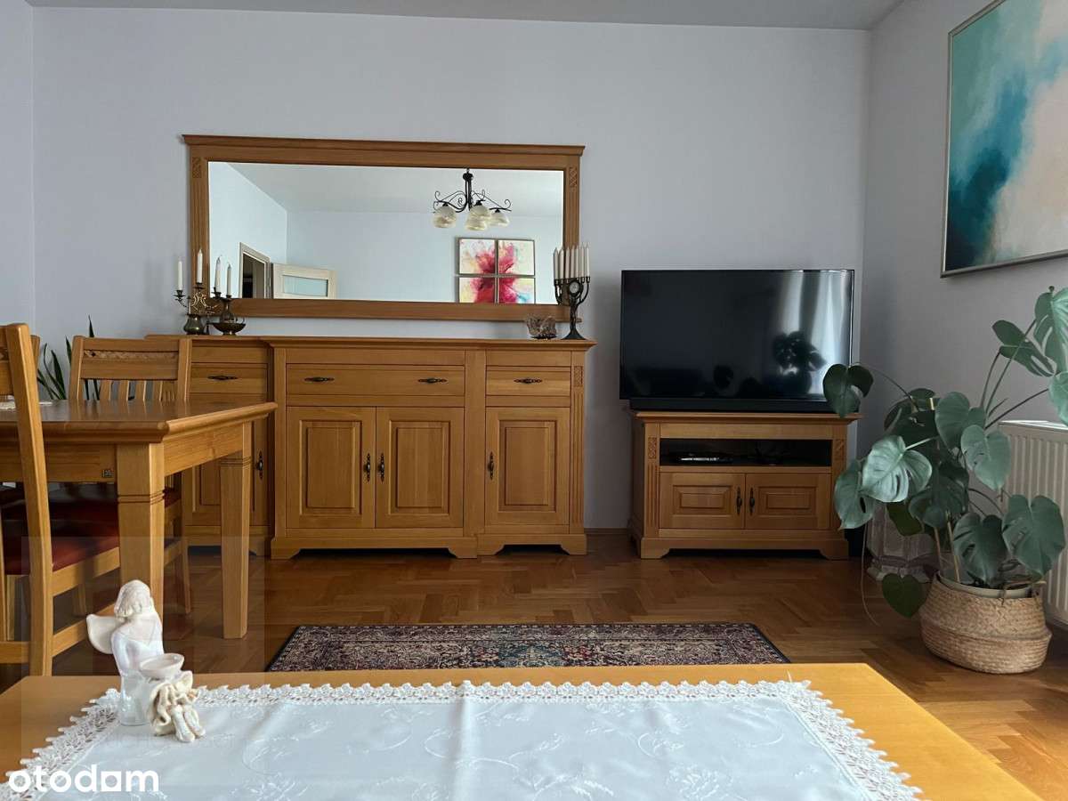 Bardzo ładne 2 w Ursusie z widną kuchnią-1