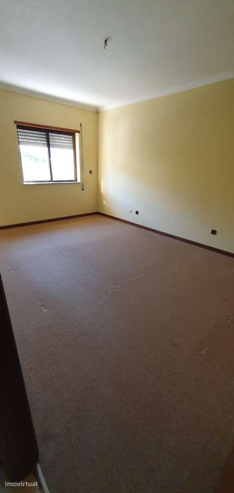 Moradia T3 com terreno - Grande imagem: 2/7