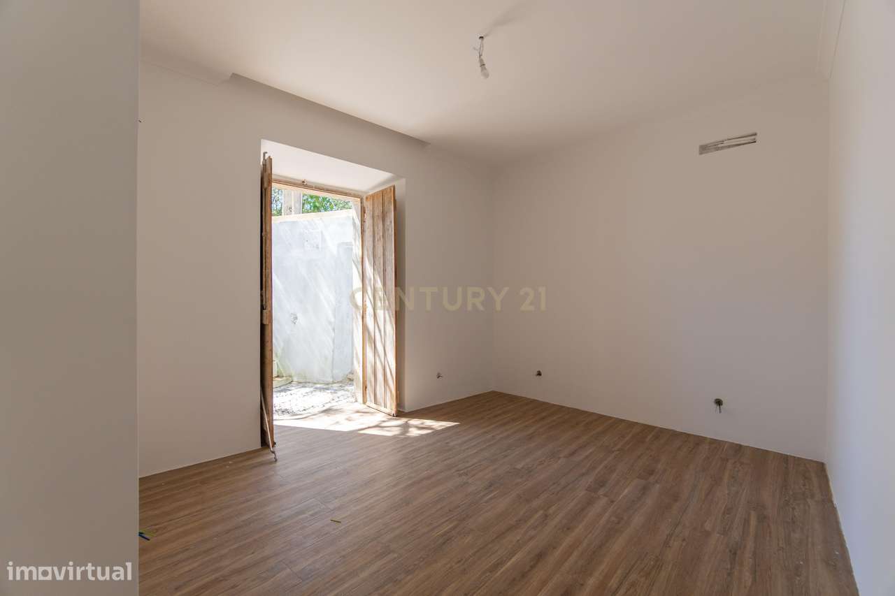 Emblemática Qta de Arronches Junqueiro c/ Piscina e 6025m2-27
