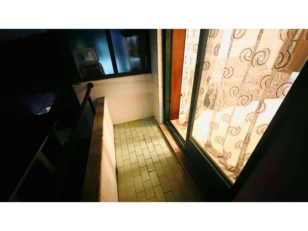 T1 em Ermesinde com Garagem Box (Sem Elevador) - Grande imagem: 5/25