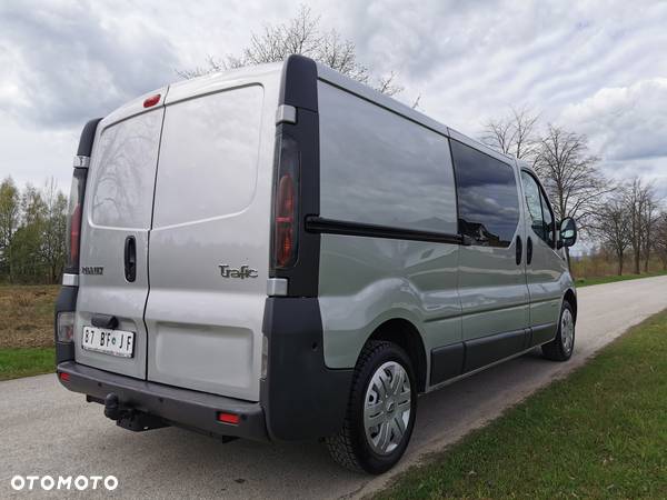 Renault Trafic - 13