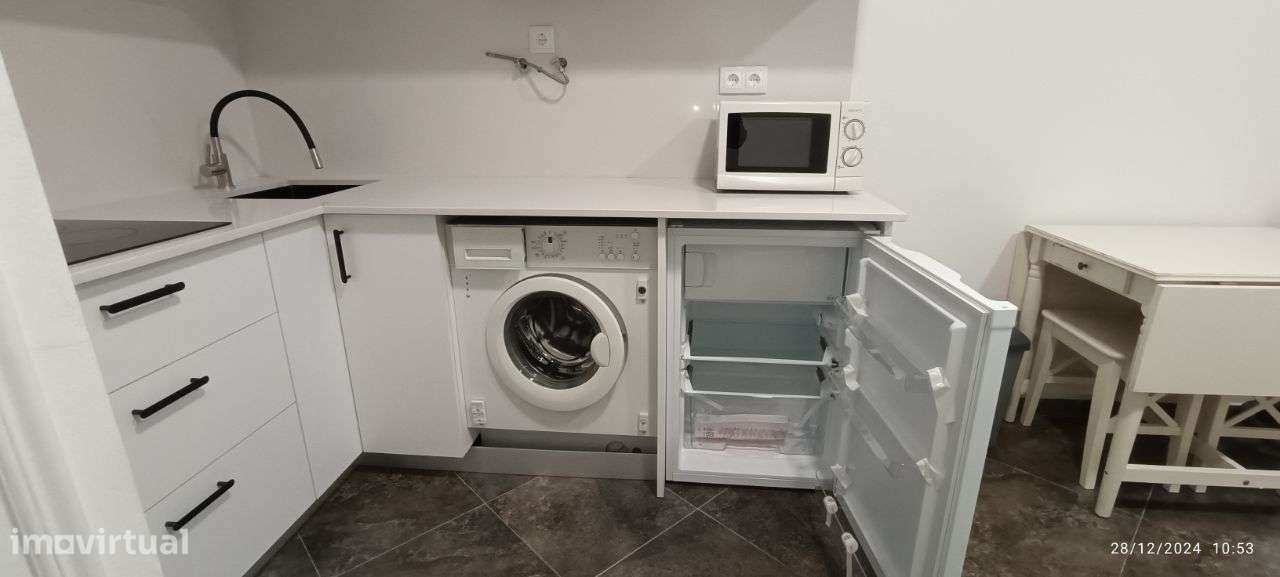 Apartamento Studio de 26m² com cozinha equipada e acessibilidade - Grande imagem: 5/12