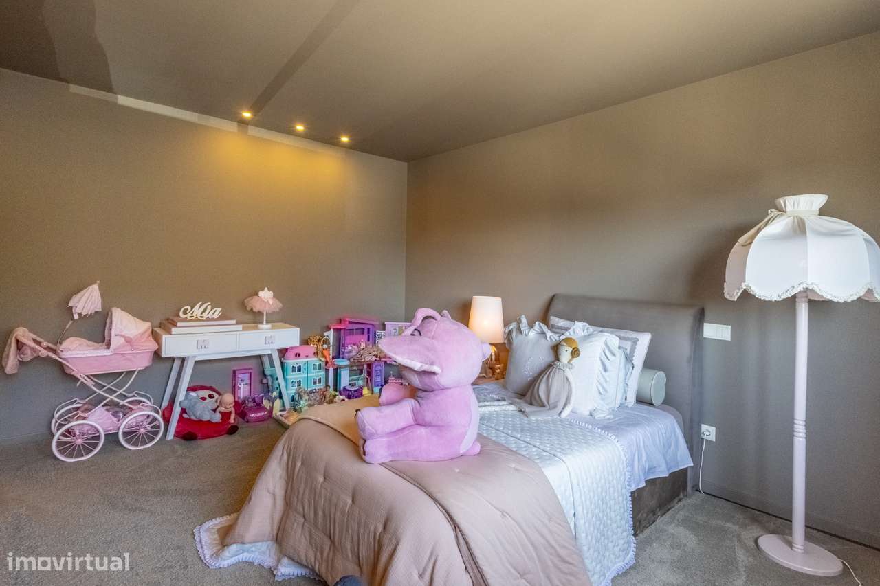 Excelente apartamento T3 no centro da Trofa-37