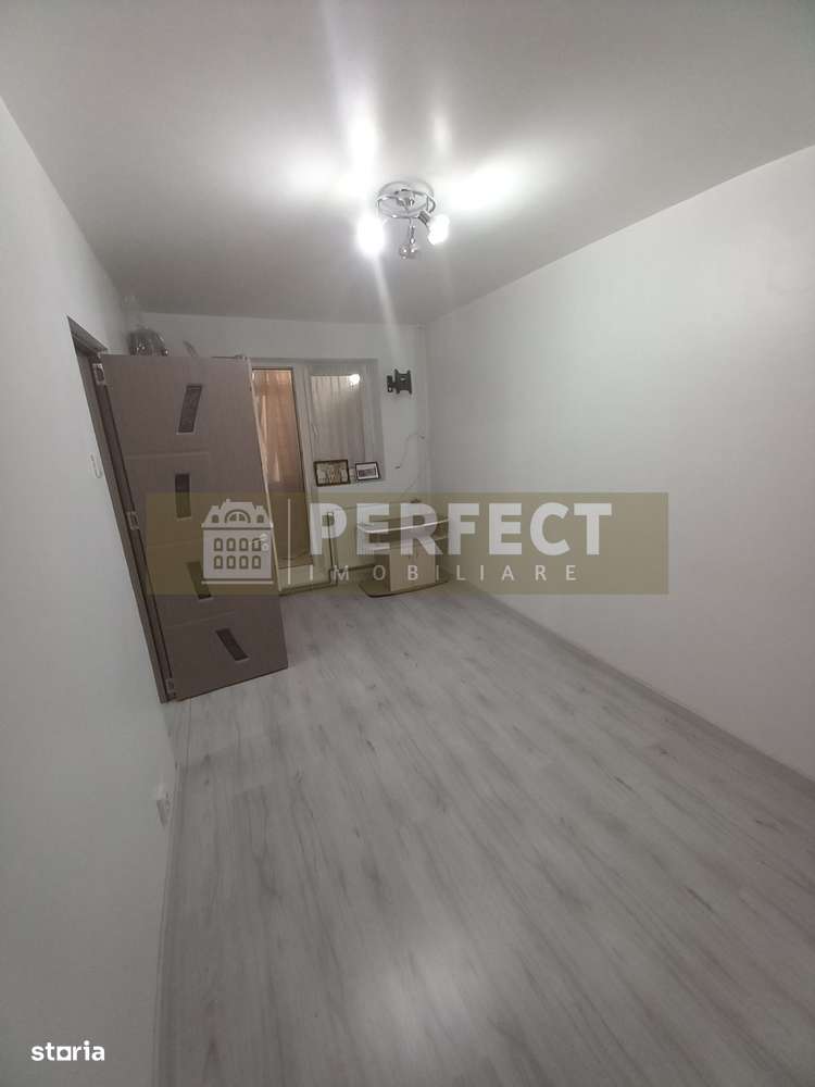 Ap.3 camere ETAJ 3,pret 64.500 euro! (zona Mihai Bravu) - Imagine principală: 4/14